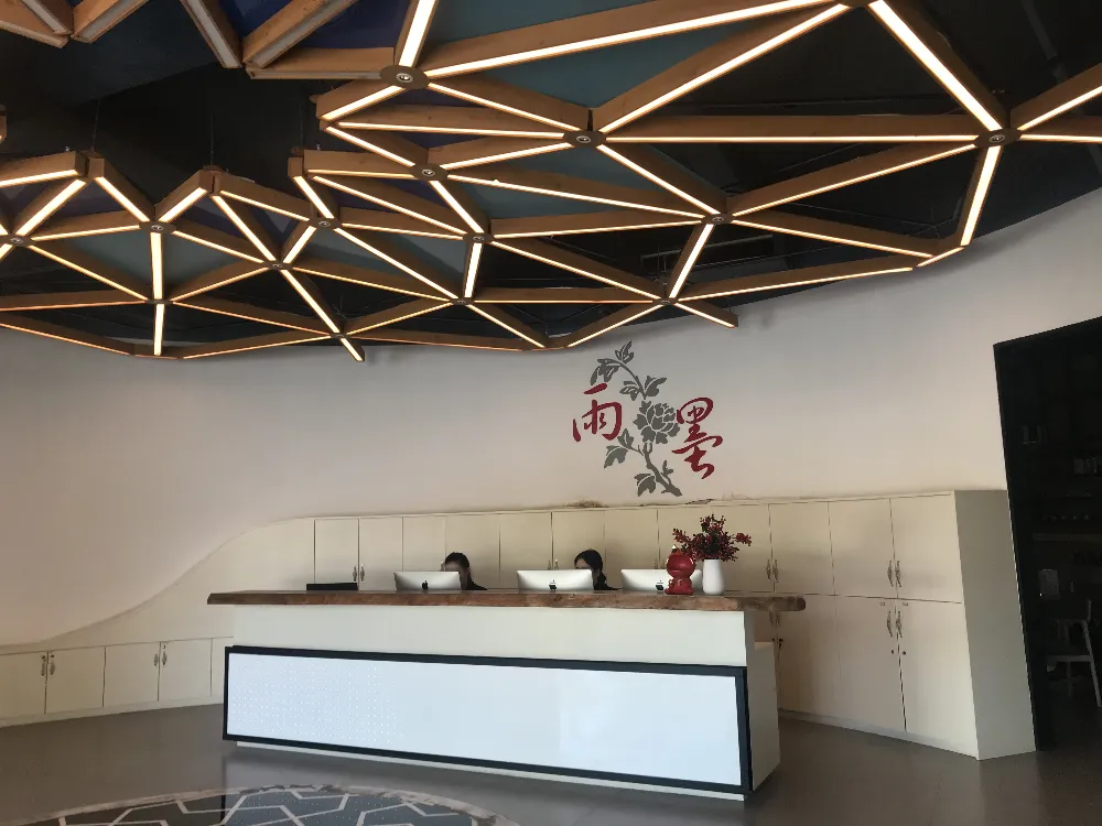 厦门雨墨婚纱摄影