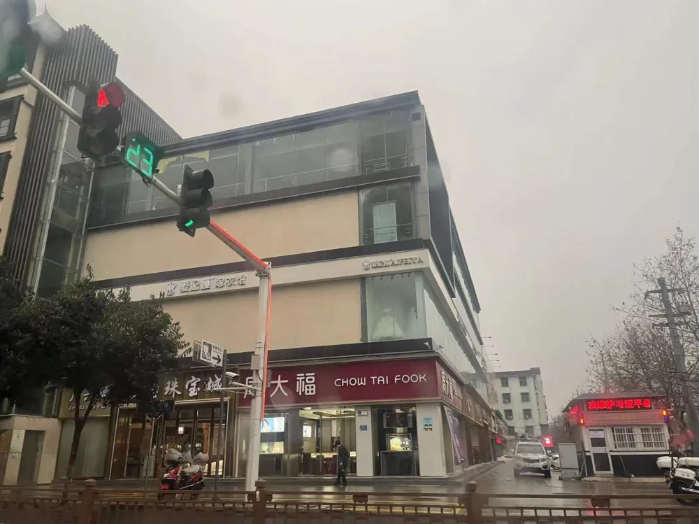 周口鹿邑爱妃娅礼服馆---礼服租赁