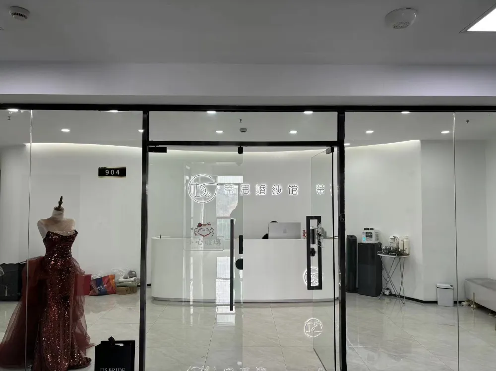 泉州石狮蒂思婚纱